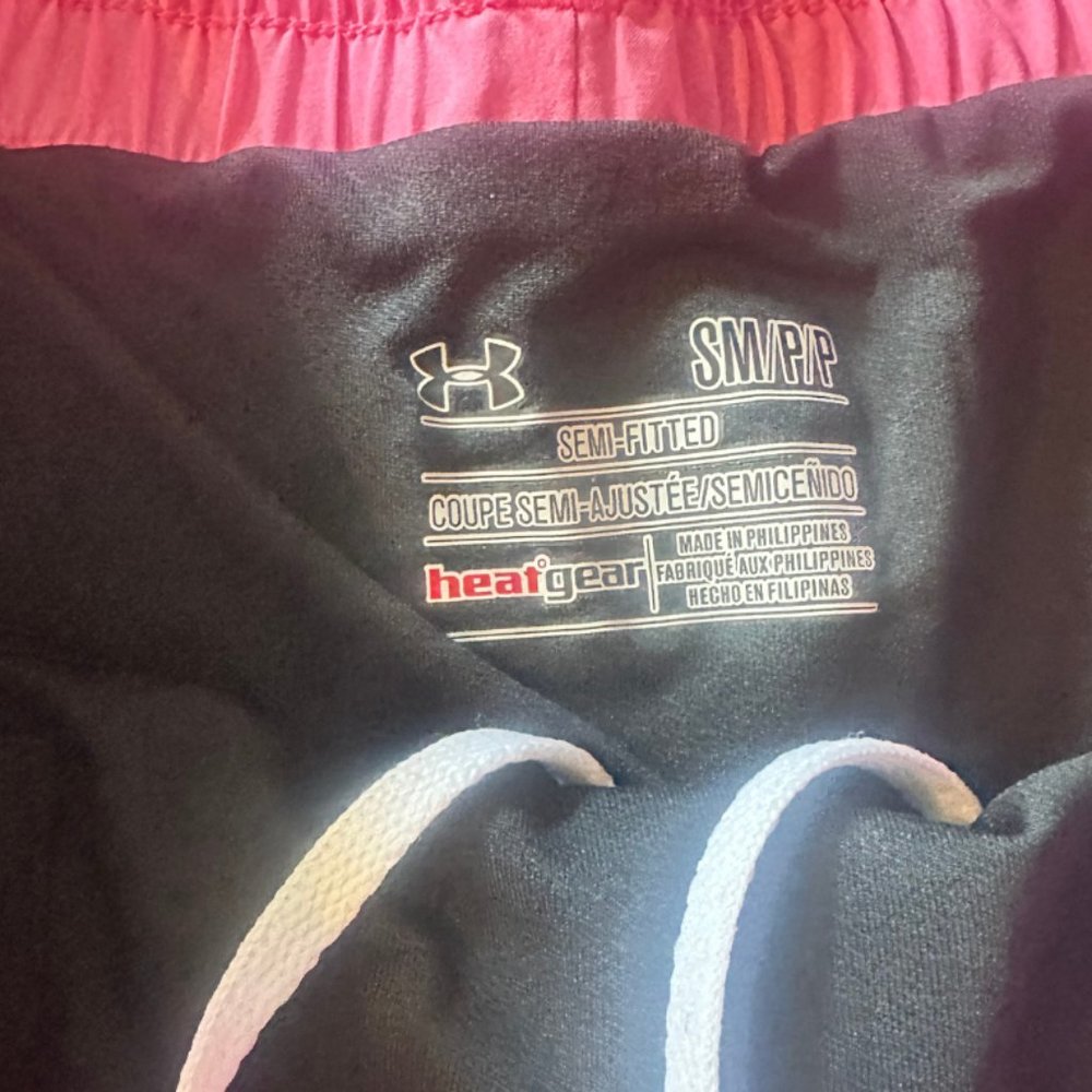 Under Armour wounded warrior ladies AS black pink athletic short - Picture 5 of 7